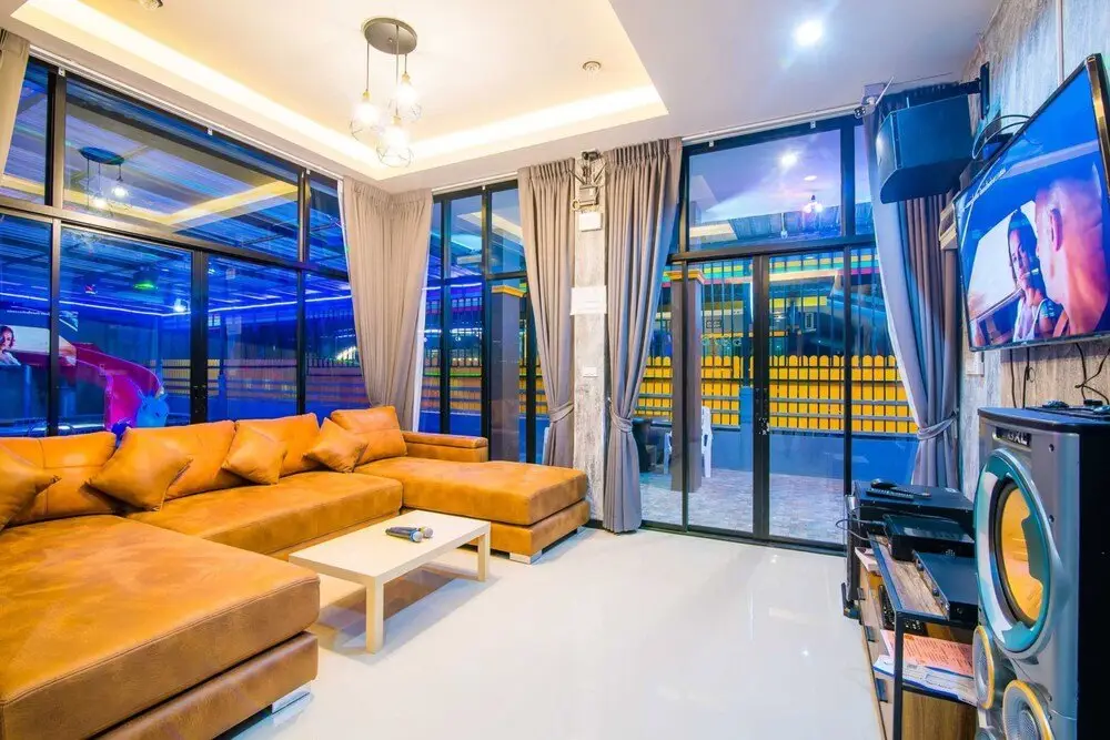 Чаам: Rest House Supercar Pool Villa