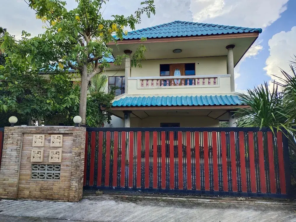 Краби: For Friends 512 House
