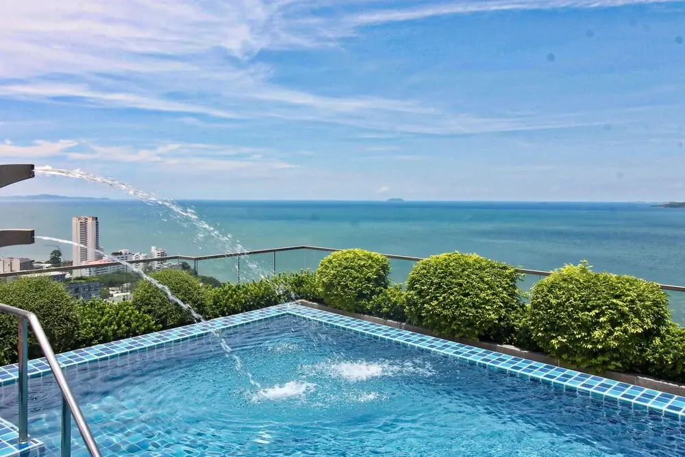 Паттайя: The Peak Towers Pattaya