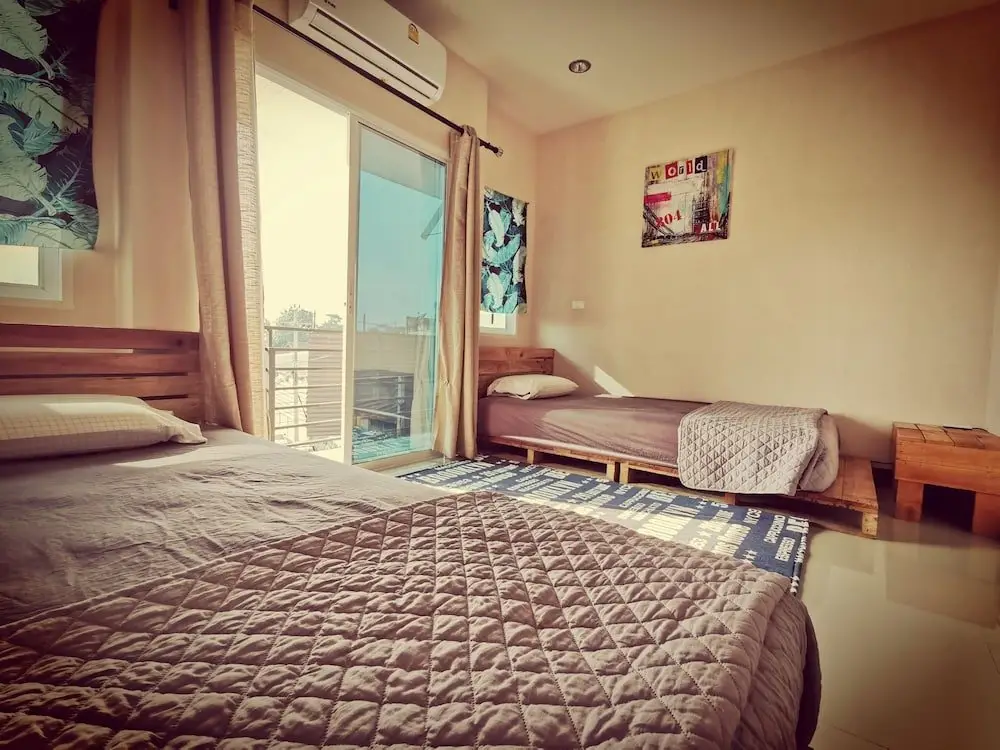 Чиангмай: 1314c Home at Sat. Night Market Near Airport and Old City / Free Pick up