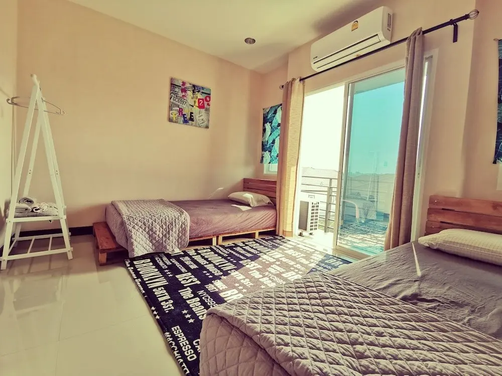 Чиангмай: 1314c Home at Sat. Night Market Near Airport and Old City / Free Pick up