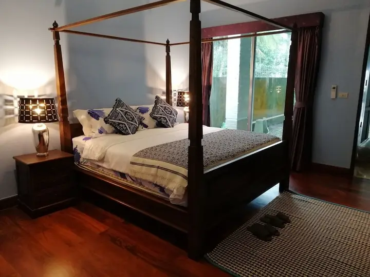 Краби: Baan Mook Taley Private Beachfront Villa