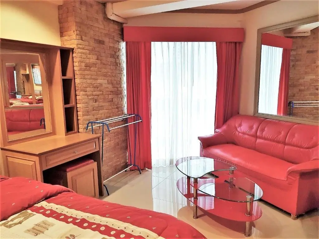 Паттайя: Jomtien Beach Condominium 5th Floor Modern Studio Apartment Pattaya
