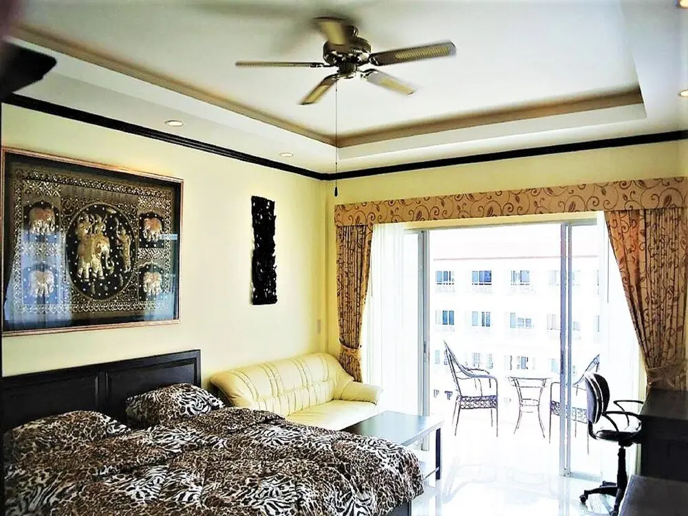 Паттайя: Baan Suan Lalana Sa 1 bedroom apartment with pool view Pattaya
