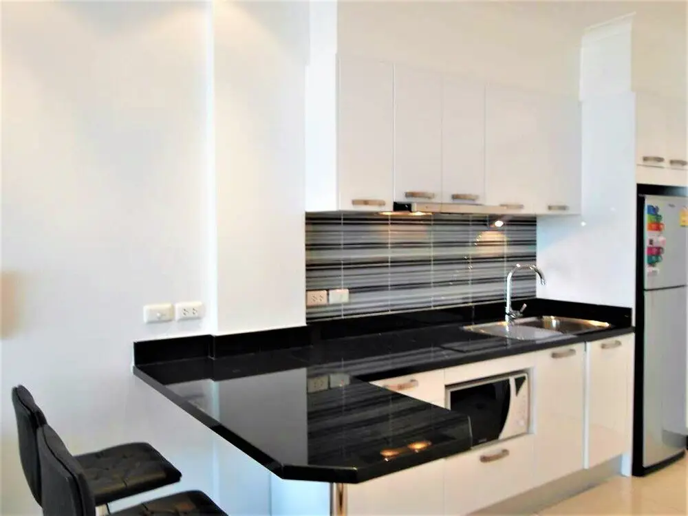Паттайя: View Talay 8 Large Studio Apartment With sea View Pattaya