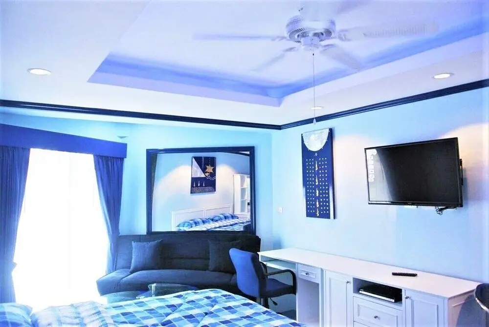 Паттайя: Jomtien beach condominium studio apartment 12th floor