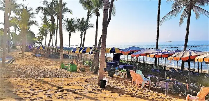 Паттайя: Jomtien beach condominium studio apartment 12th floor