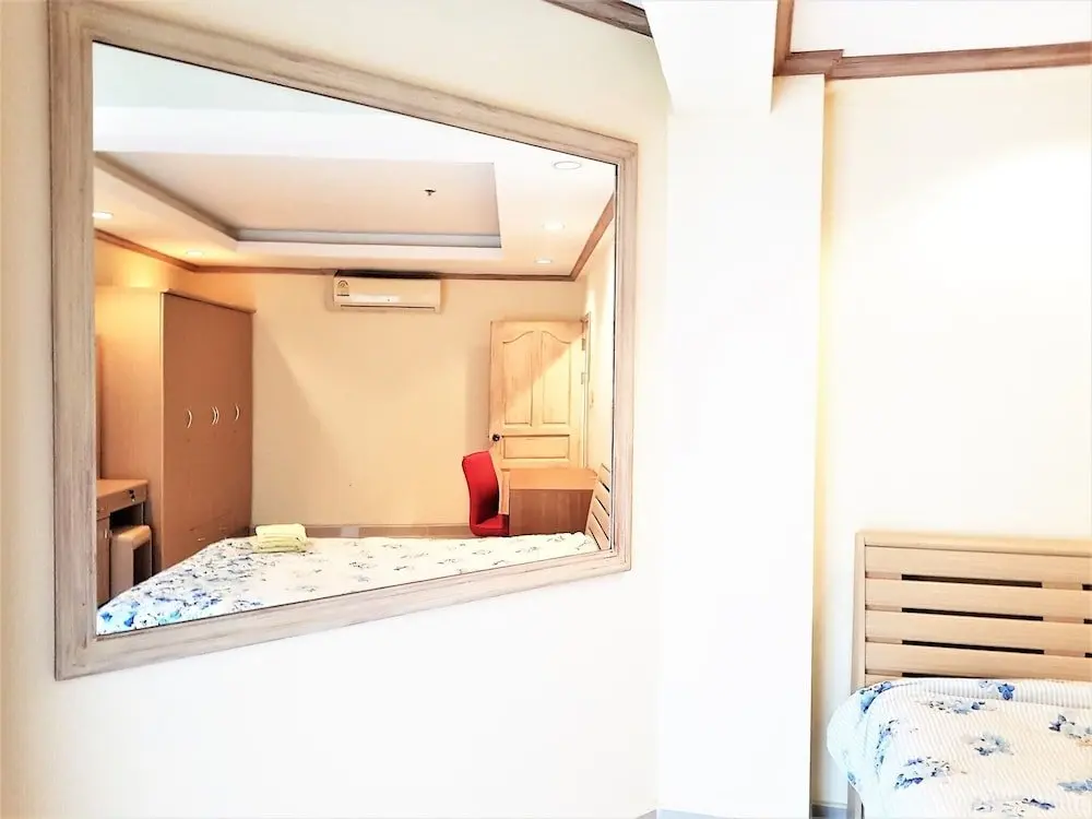 Паттайя: Room in Condo - Sea View Apartment Jomtien Beach Condominium 12th Floor