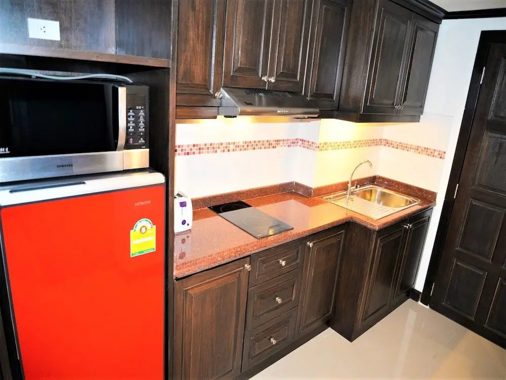 Паттайя: Angket Condominium Fully Furnished 14th Floor Studio Apartment