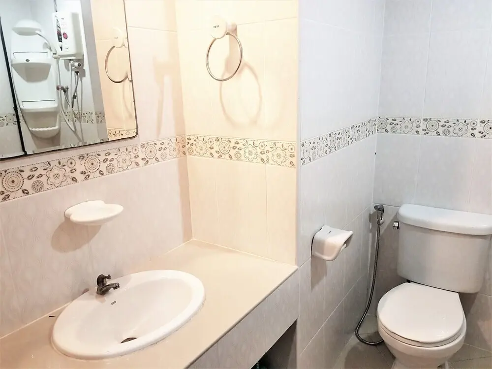 Паттайя: Jomtien Beach Condominium 1 Bedroom 2 Bathrooms Pattaya 2nd Floor