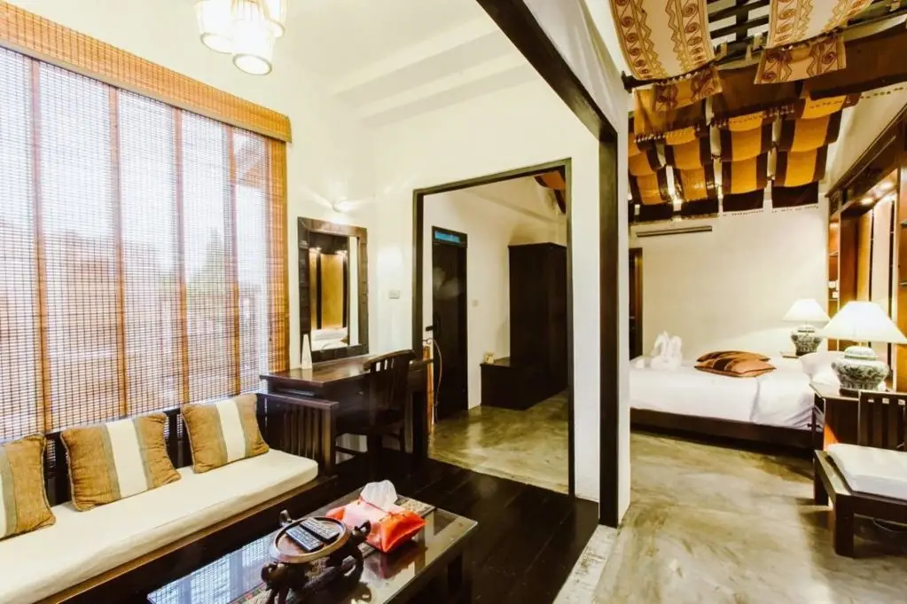 Сарапхи: Initial Dawn Riverside Villa
