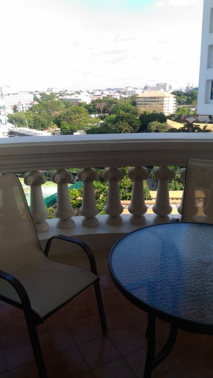 Паттайя: Sky Beach Apartment