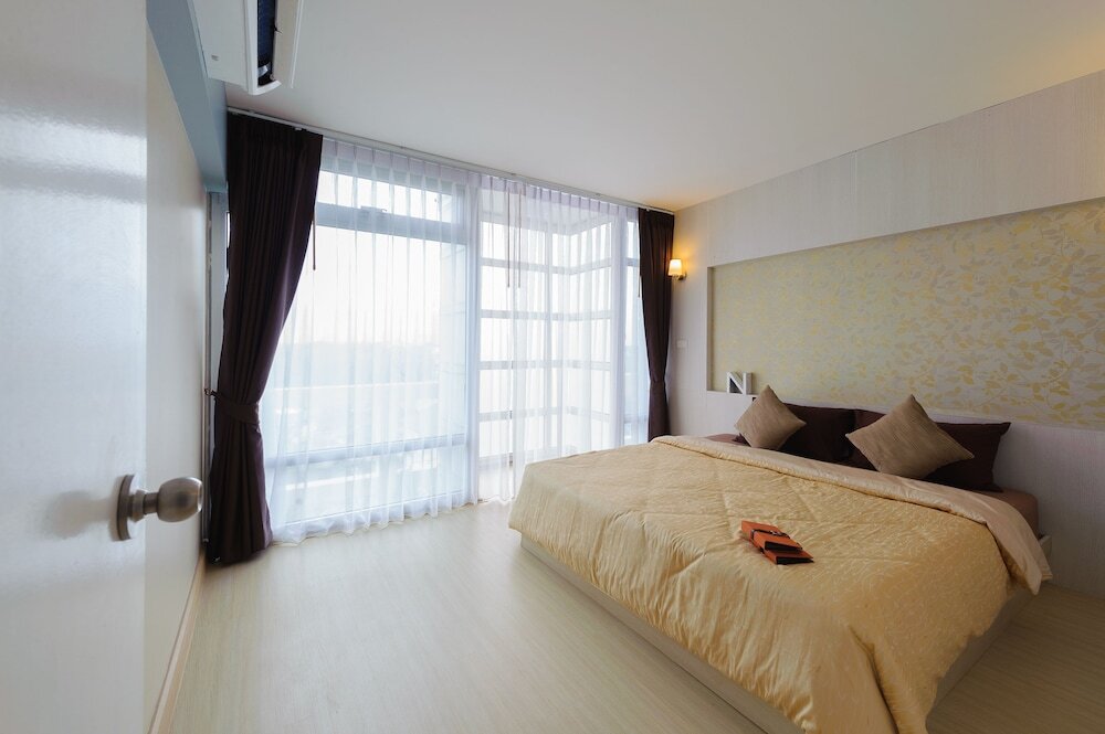 Паккрет: Riviera Up