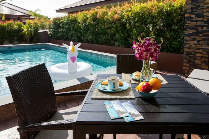 Краби: A One Pool Villa