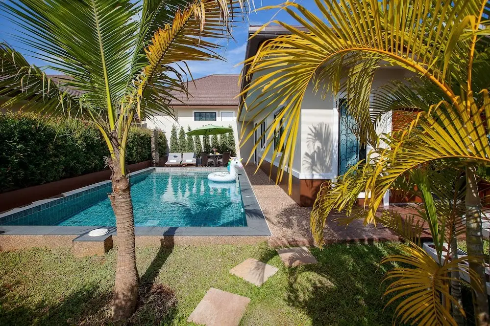Краби: A One Pool Villa