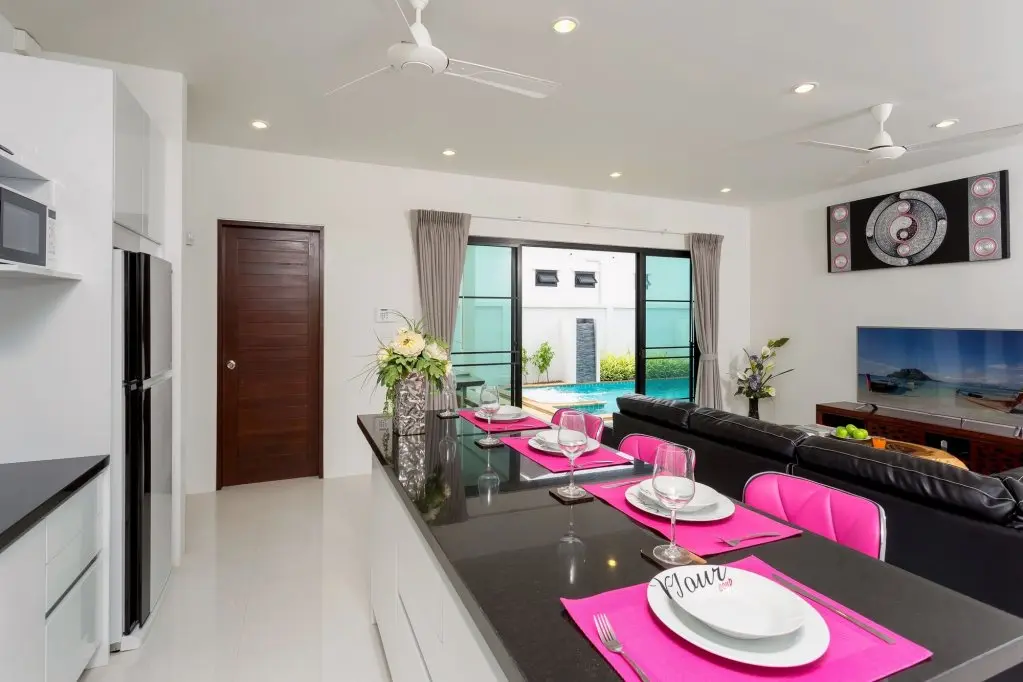 Муанг: Thai-Themed 3BR Boutique Villa by Intira