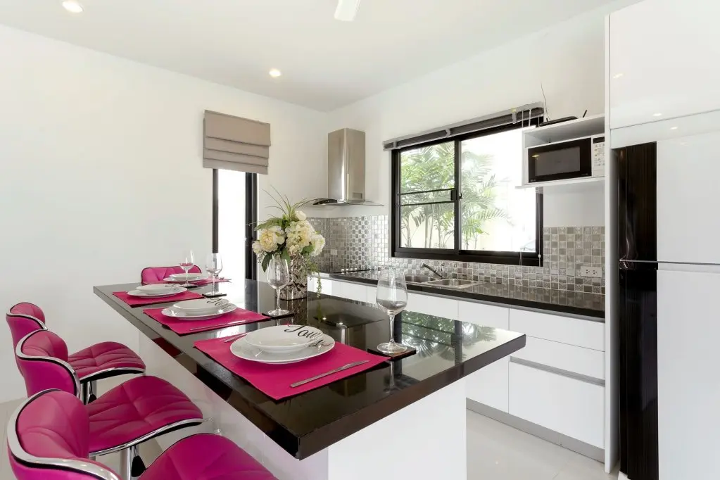 Муанг: Thai-Themed 3BR Boutique Villa by Intira