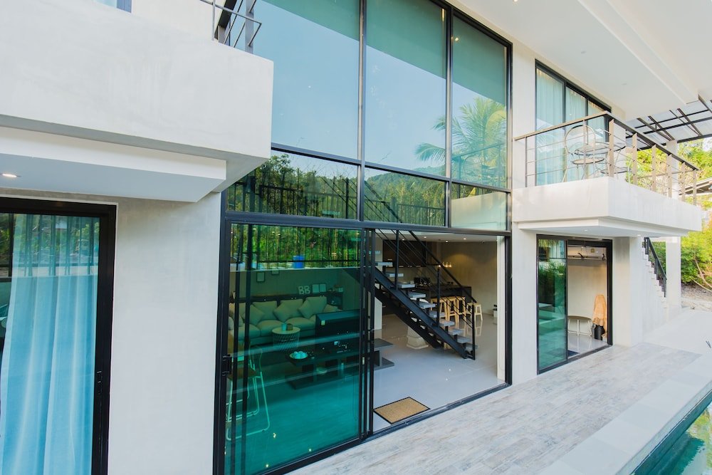 Кату: Luxury 4 Bedroom Villa Baan Rim Nam