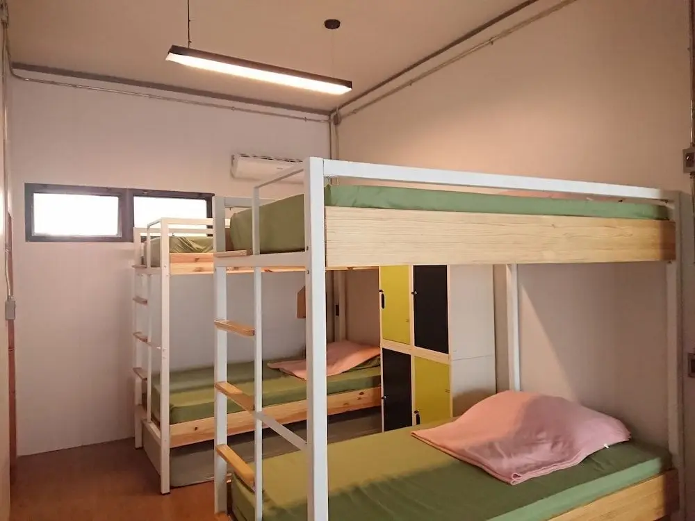 Хатъяй: Hybrit Hostel & Cafe