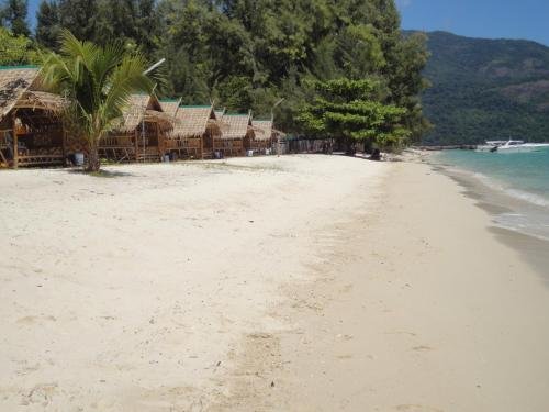 пляж Санрайз: Varin Village