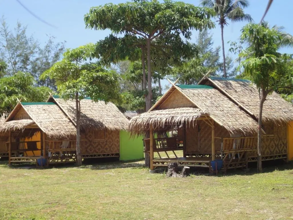 пляж Санрайз: Varin Village