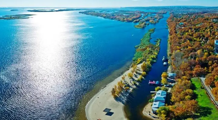 Саратов: Волжская Ривьера
