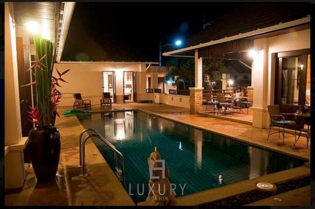 4 Bedroom Private Bali Style Villa HH1 — фото 1