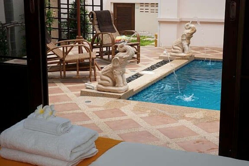 Хуахин: 4 Bedroom Private Bali Style Villa HH1