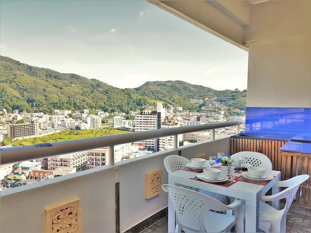 Кату: Patong Tower 1.2 Patong Beach by PHR