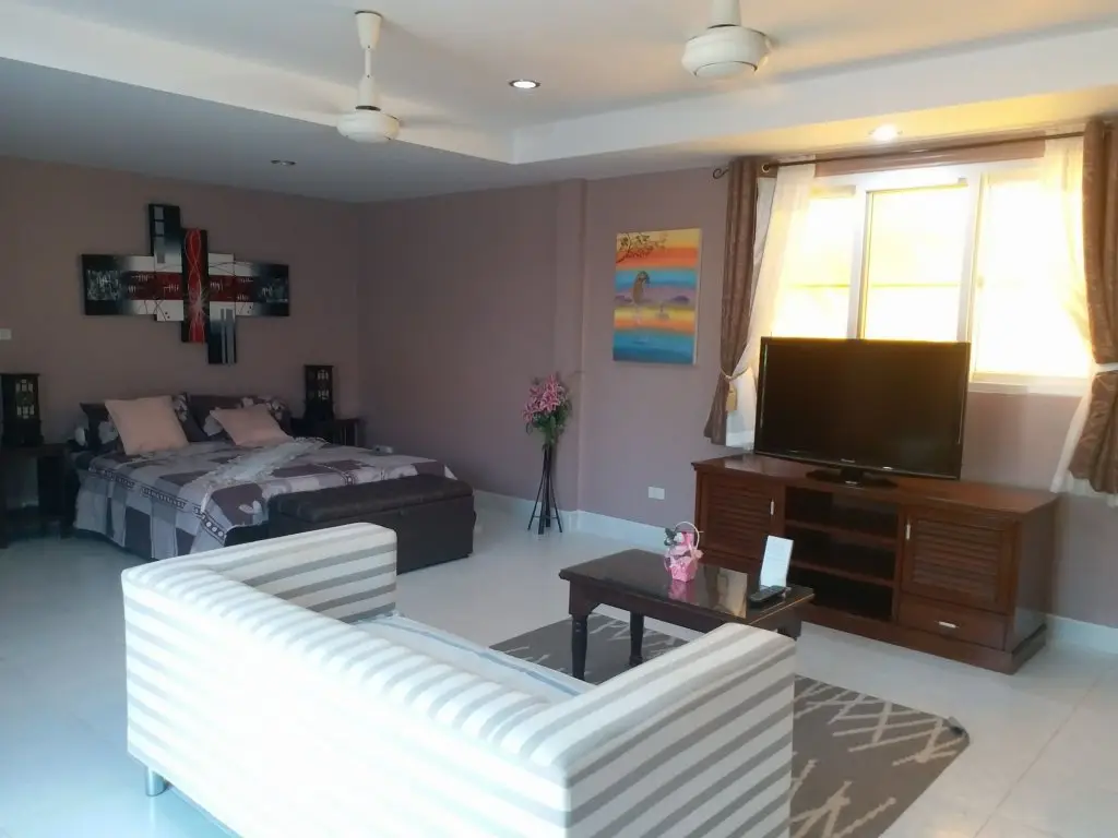 Муанг: Studio Deluxe Avec Services Hôteliers - Adults Only