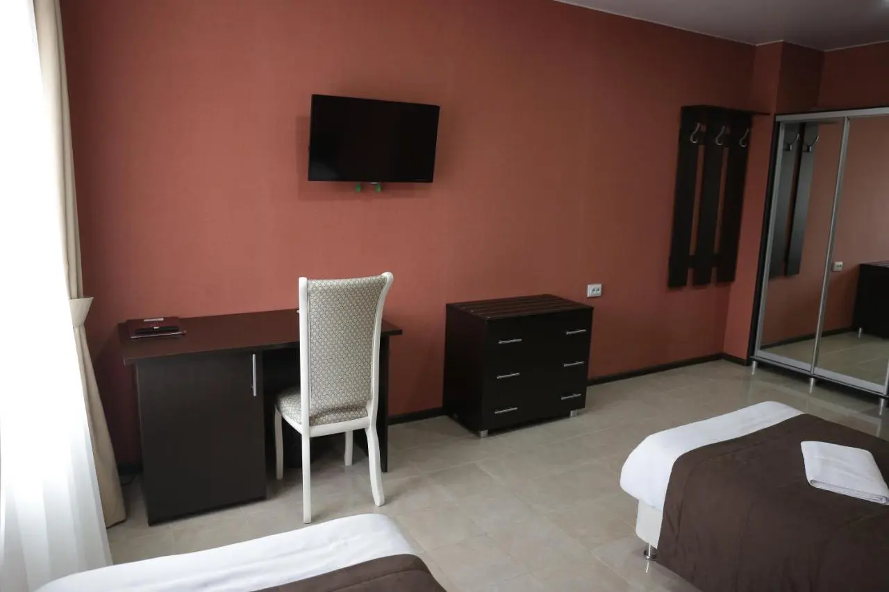 Саратов: Menua Hotel
