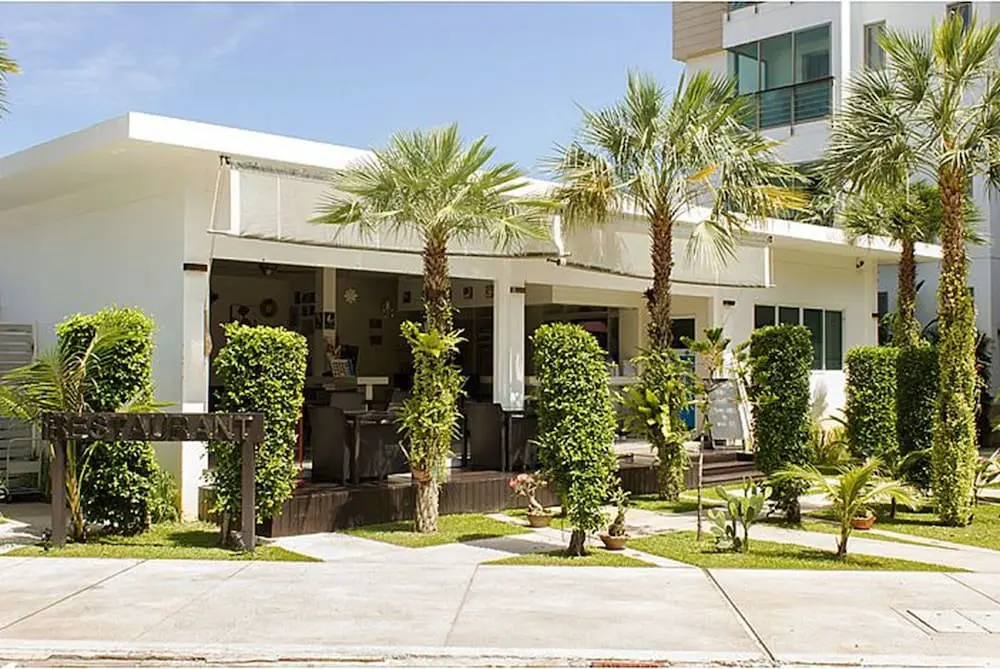 Кату: N211 Regent Apartments