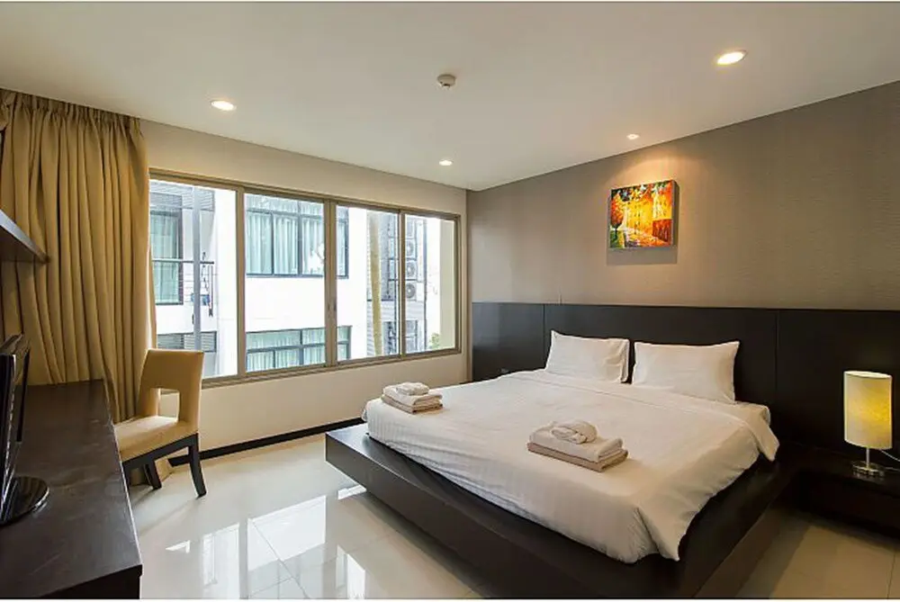 Кату: N211 Regent Apartments