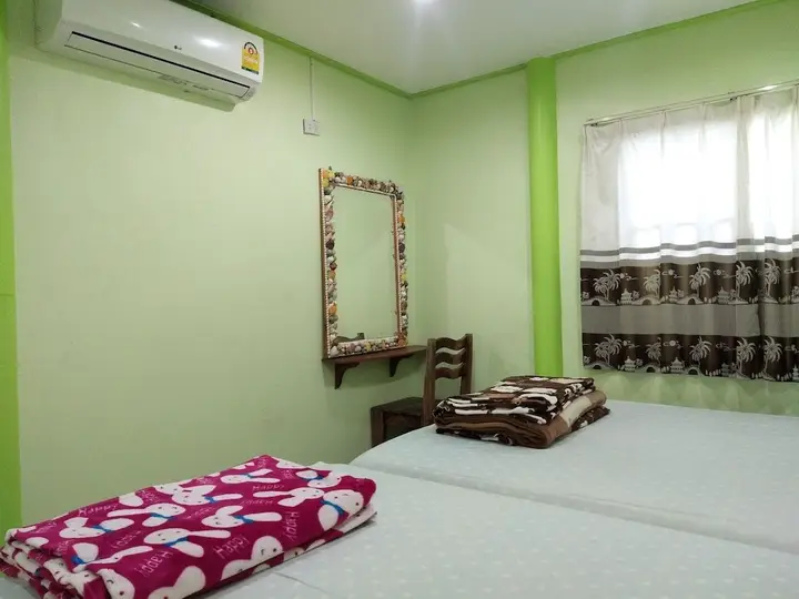 Ко-Лан: Nong Amm Homestay