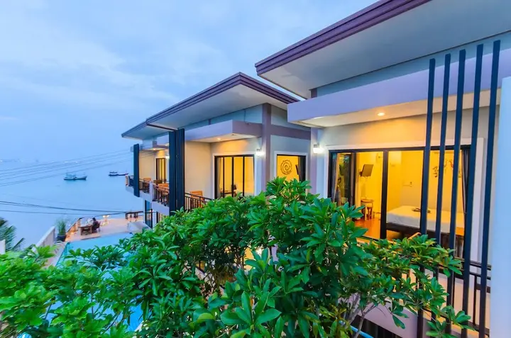 Ко-Лан: Baan Talay Namsai