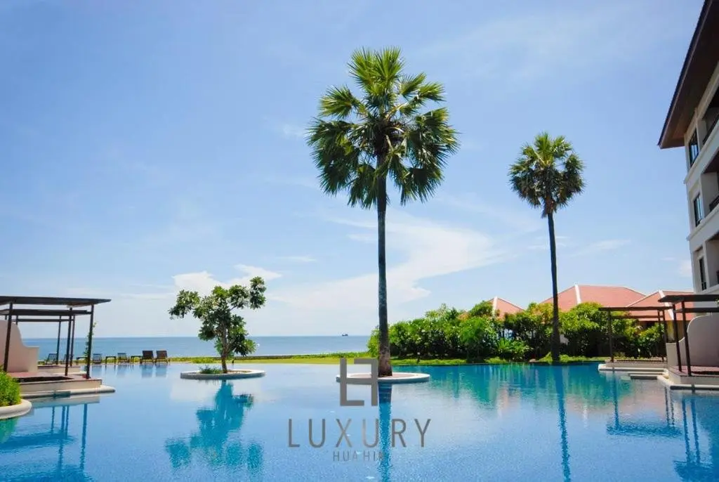 Пранбури : Amazing 5 Bedroom Condo on the Beach SP
