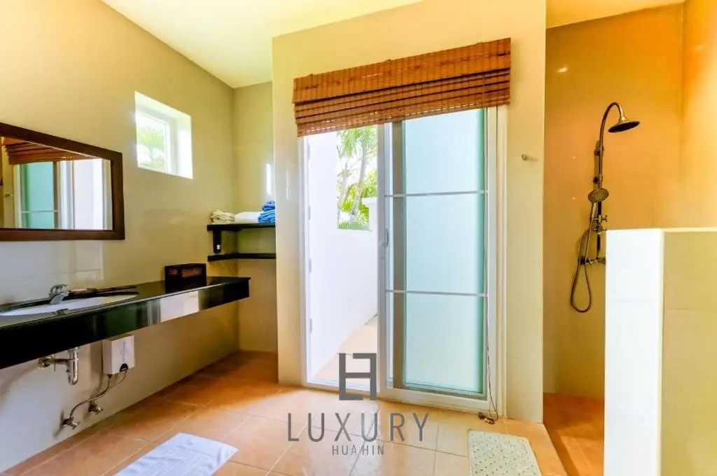 Хуахин: 2 Bedroom Villa at Belvida Estates BR100