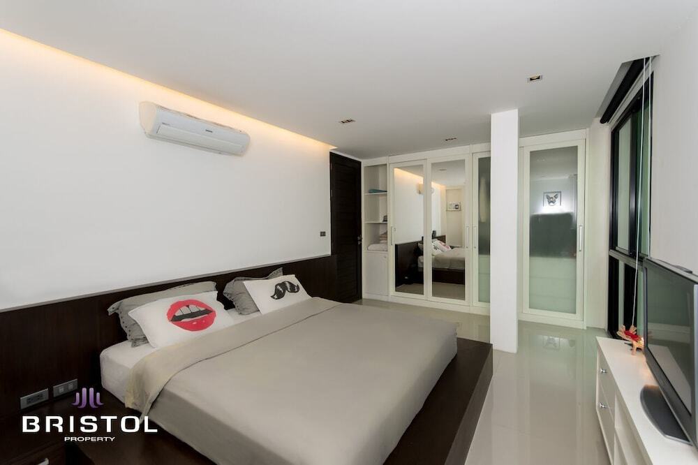 Кату: State Of The Art 4 Bedrooms Sea View Pool Villa by Bristol