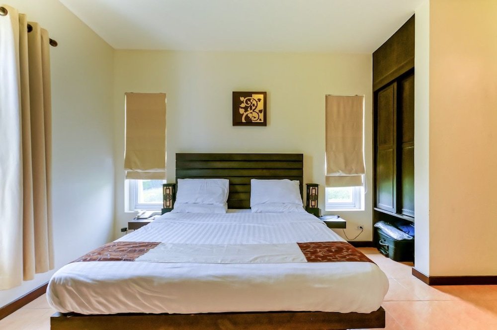 Хуахин: 2 Bedroom Villa at Belvida Estates BR102