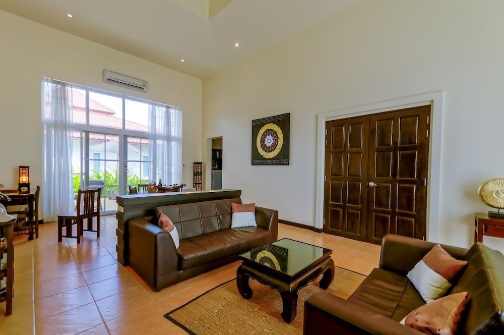 Хуахин: 2 Bedroom Villa at Belvida Estates BR102