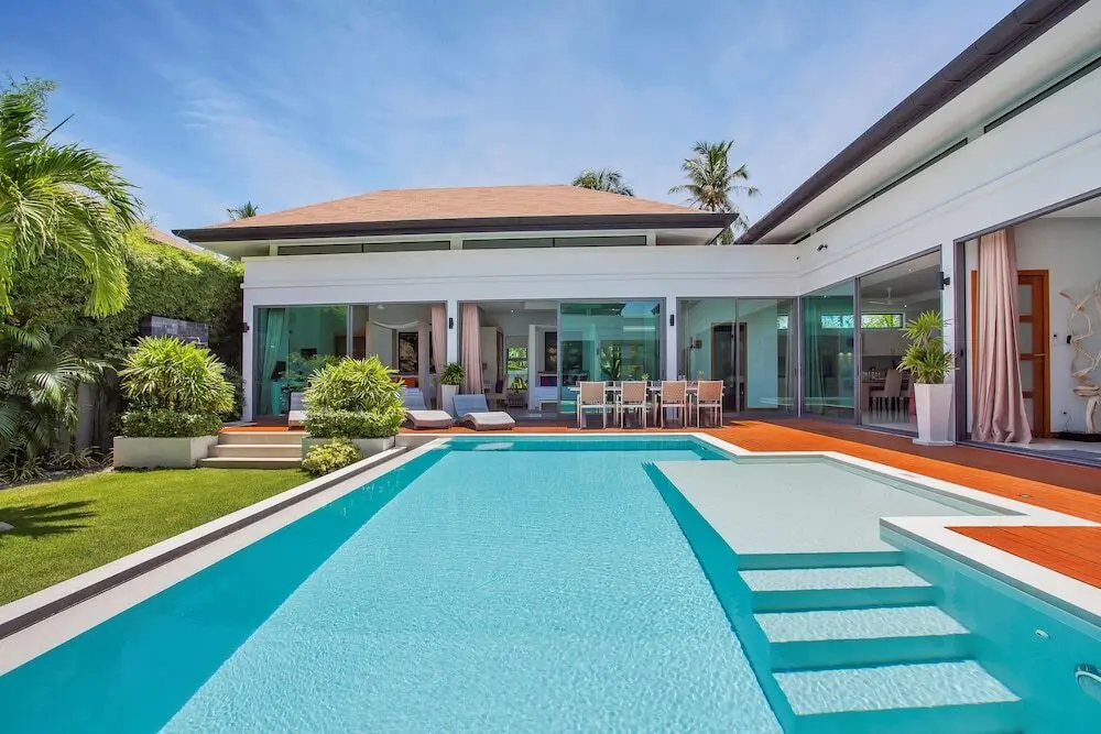 Муанг: Blissful Stay at Grand Villa Tangerine