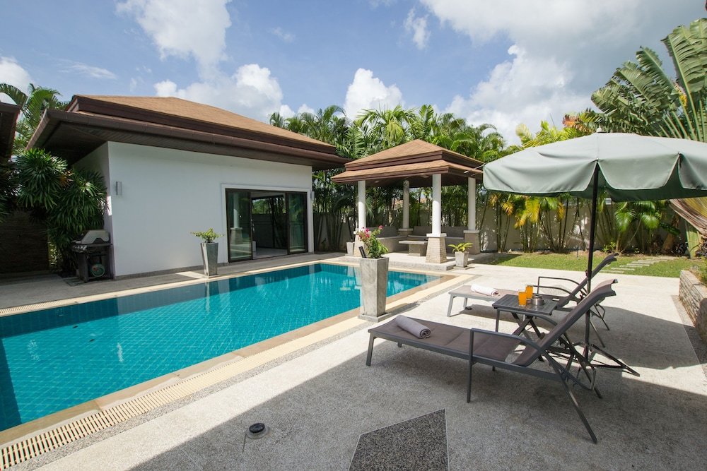 Boutique 3BR Pool Villa White Cove Rawai — фото 1