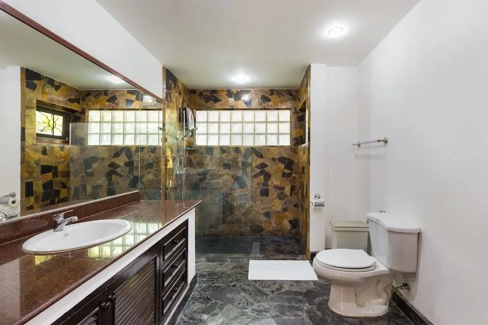 Муанг: Blissful Jacuzzi Living at Villa Nikkie2
