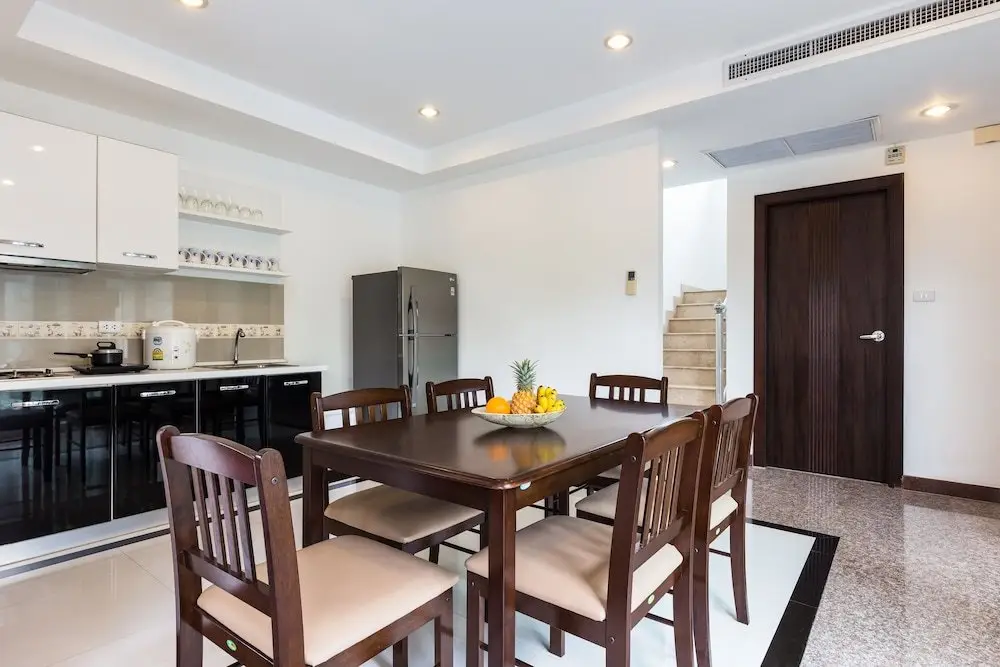 Муанг: Villa Dominic