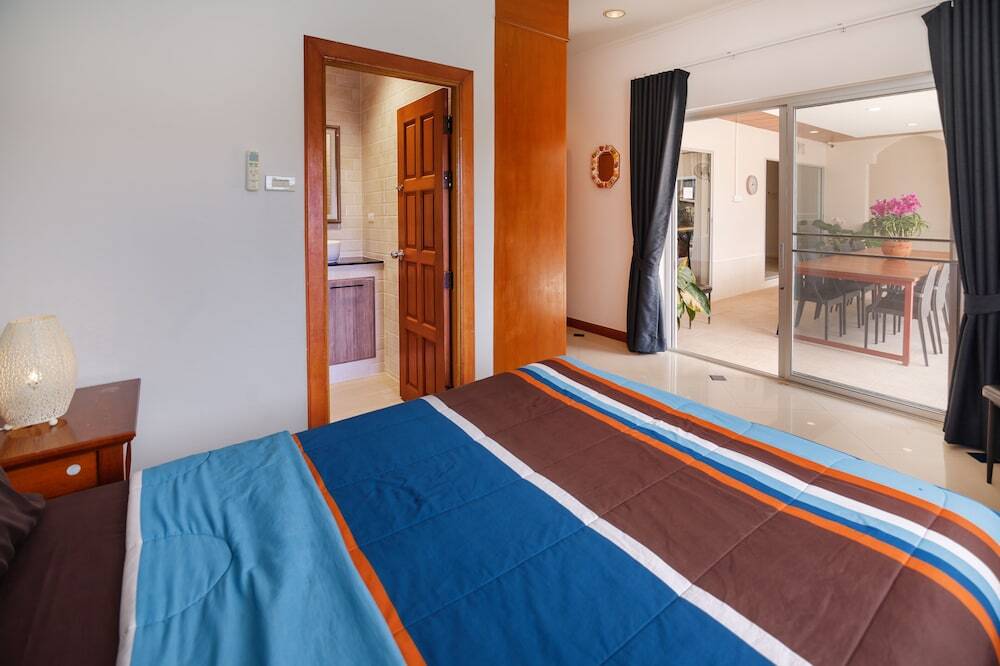 Паттайя: Villa Bos Near the Beach of Jomtien