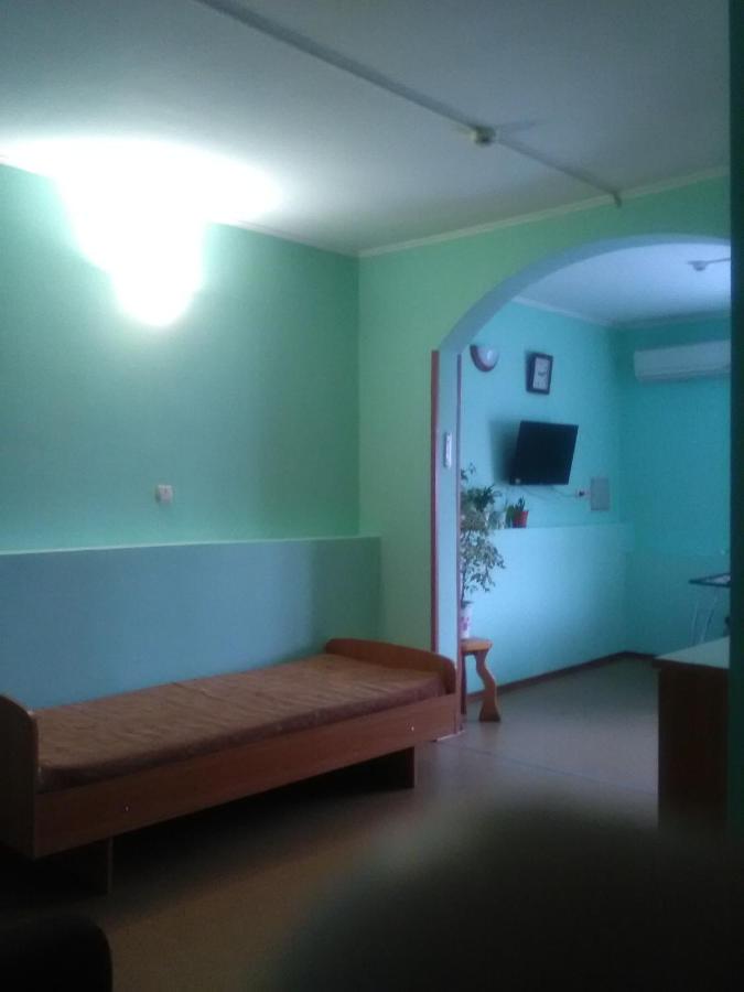 Энгельс: Hotel Uyt