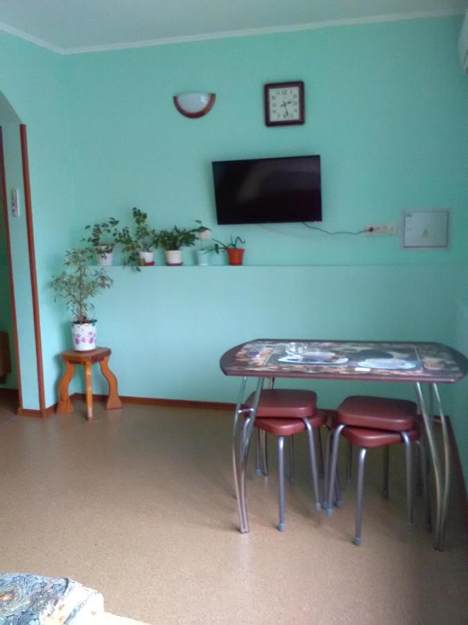 Энгельс: Hotel Uyt