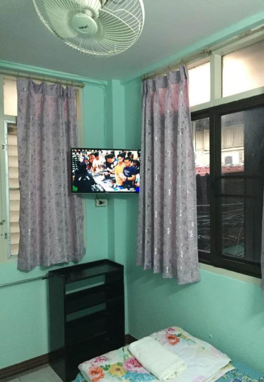 Бангкок: Nat 2 Guest House