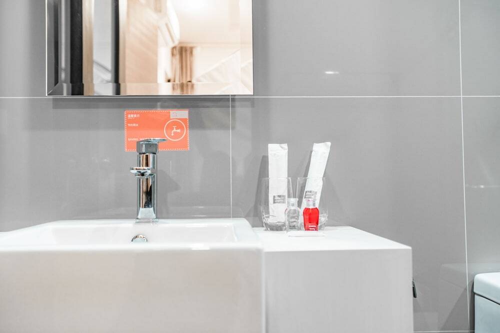 Паттайя: YK Condotel Pattaya
