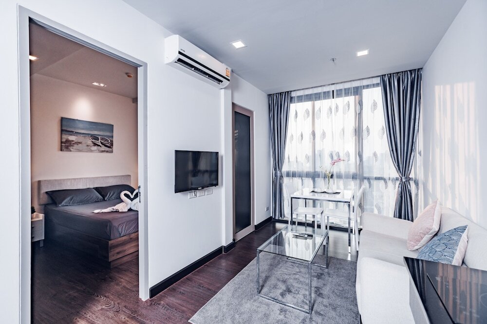 Паттайя: YK Condotel Pattaya